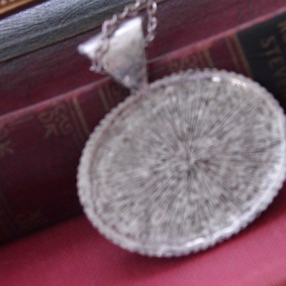 Valentine’s Mermaids Nautical Sea Cameo Ant Silver Necklace sister daughter - Picture 5 of 5